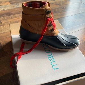 Rain boots worn once